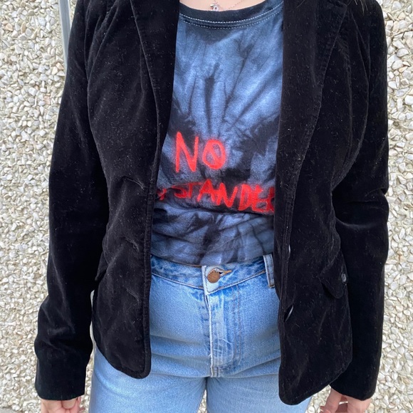 Vintage velvet blazer! Perfect for fall/winter - Picture 2 of 6